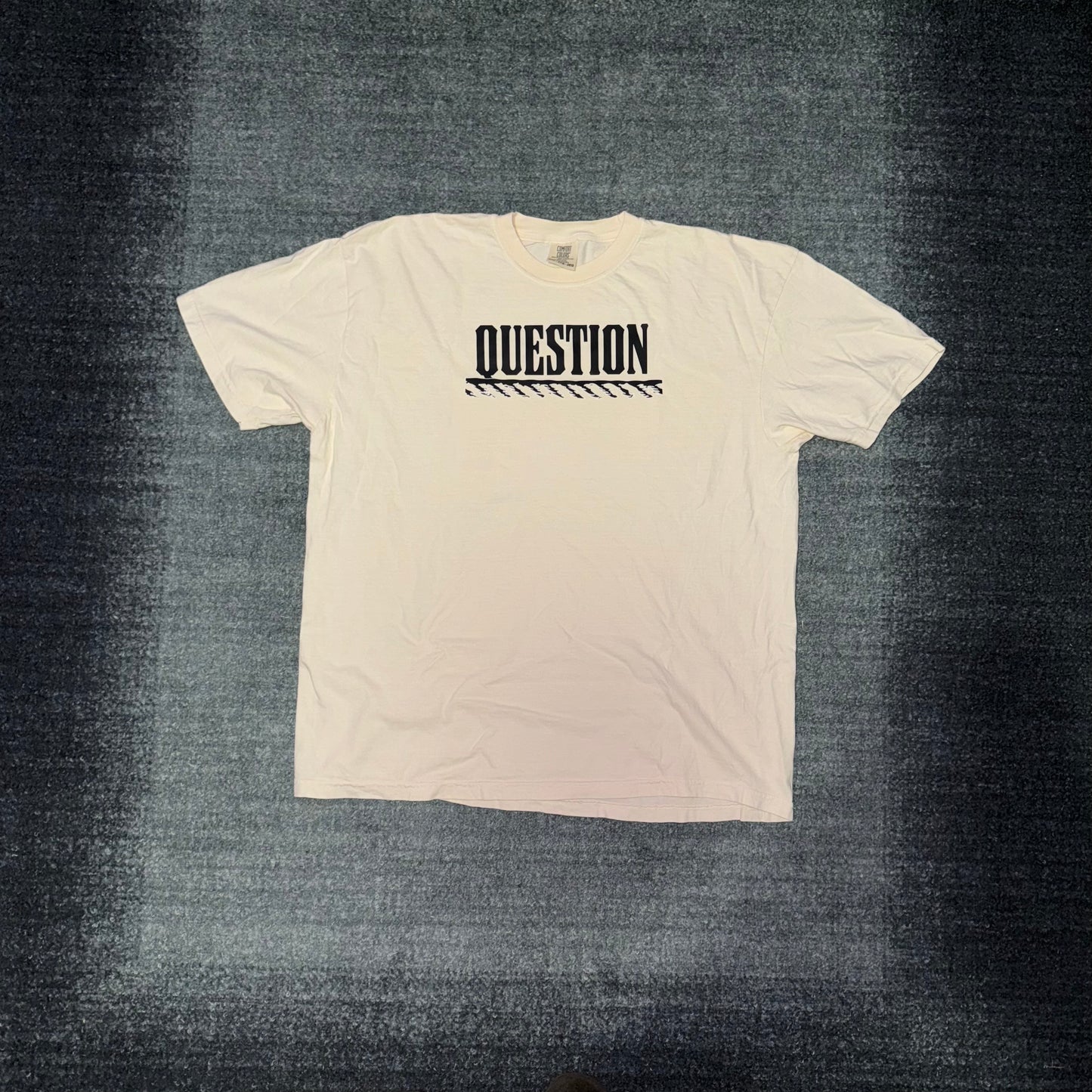 String Question Tee Cream